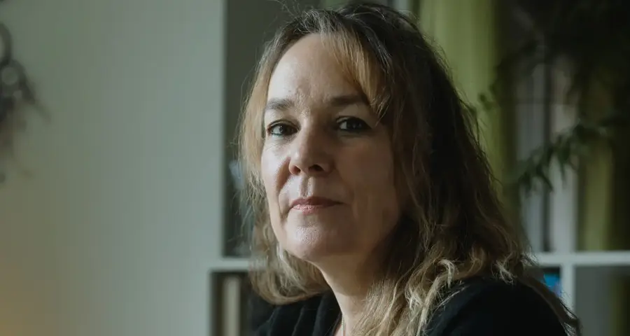 Titelbild - Portrait - Claudia Schwarz Farhat
