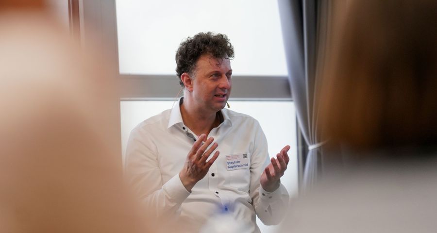 Titelbild - Interview - Dr. Stephan Kupferschmid